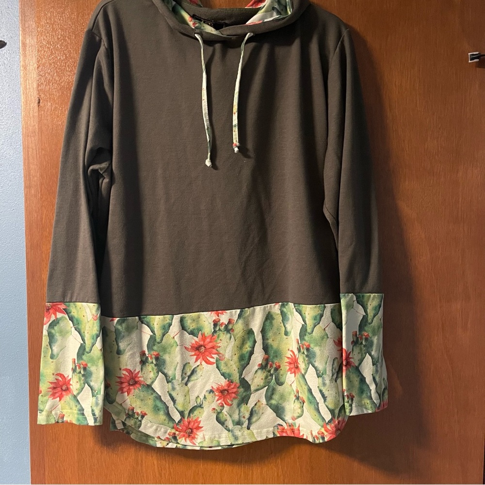 L&B Cactus Hoodie